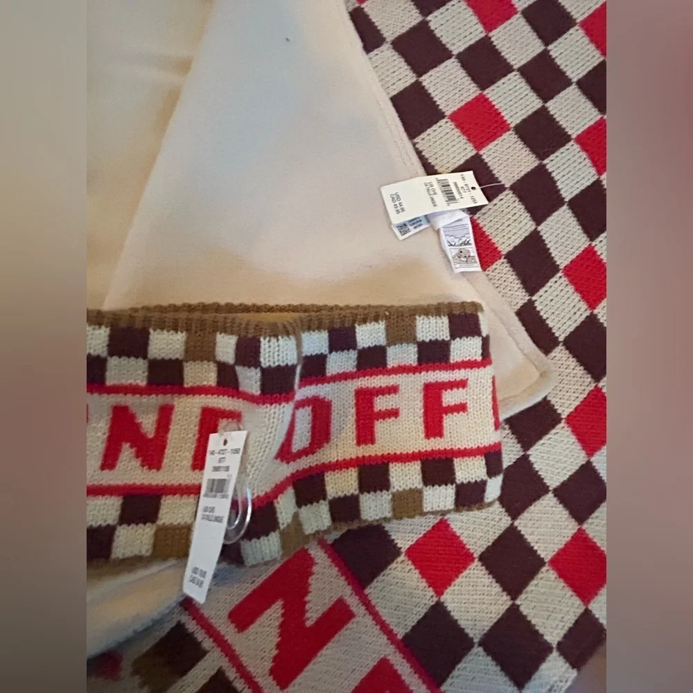 NWT Offline Checkered Blanket Scarf and Headband Set